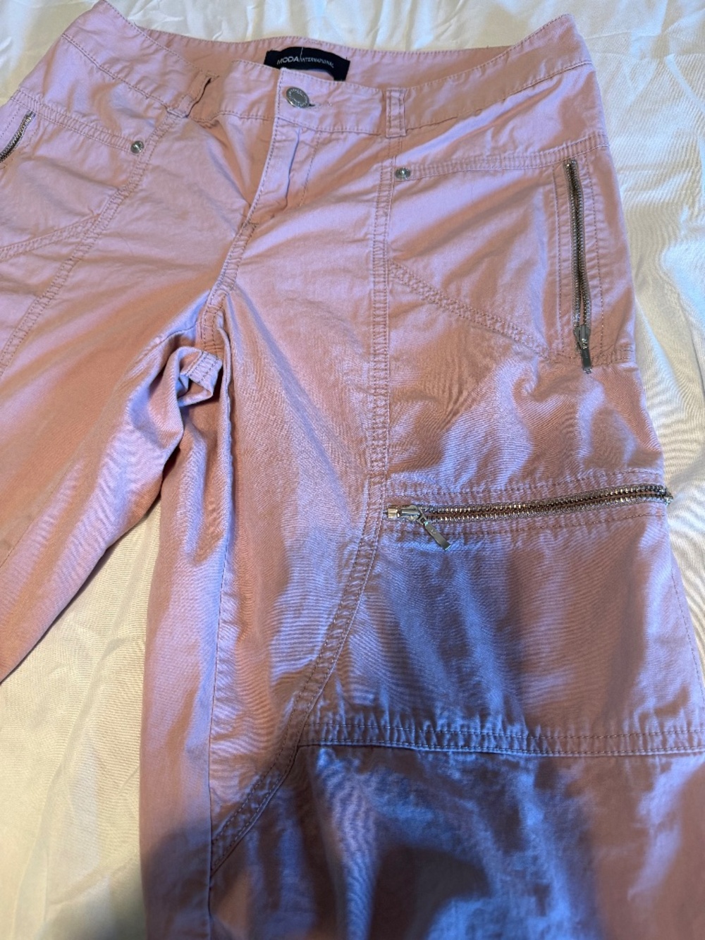 ladies size 4 Moda international shorts